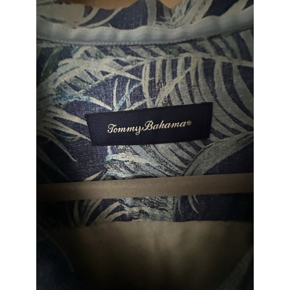 Tommy Bahama Shirt Mens SIZE XXL White Blue Floral Silk Button Up Hawaiian XXL - Picture 2 of 4